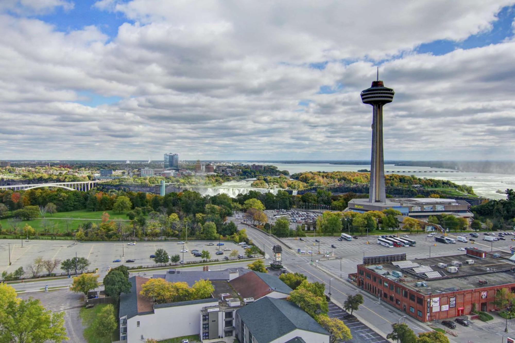 Doubletree Fallsview Resort & Spa By Hilton - Niagara Falls Eksteriør billede